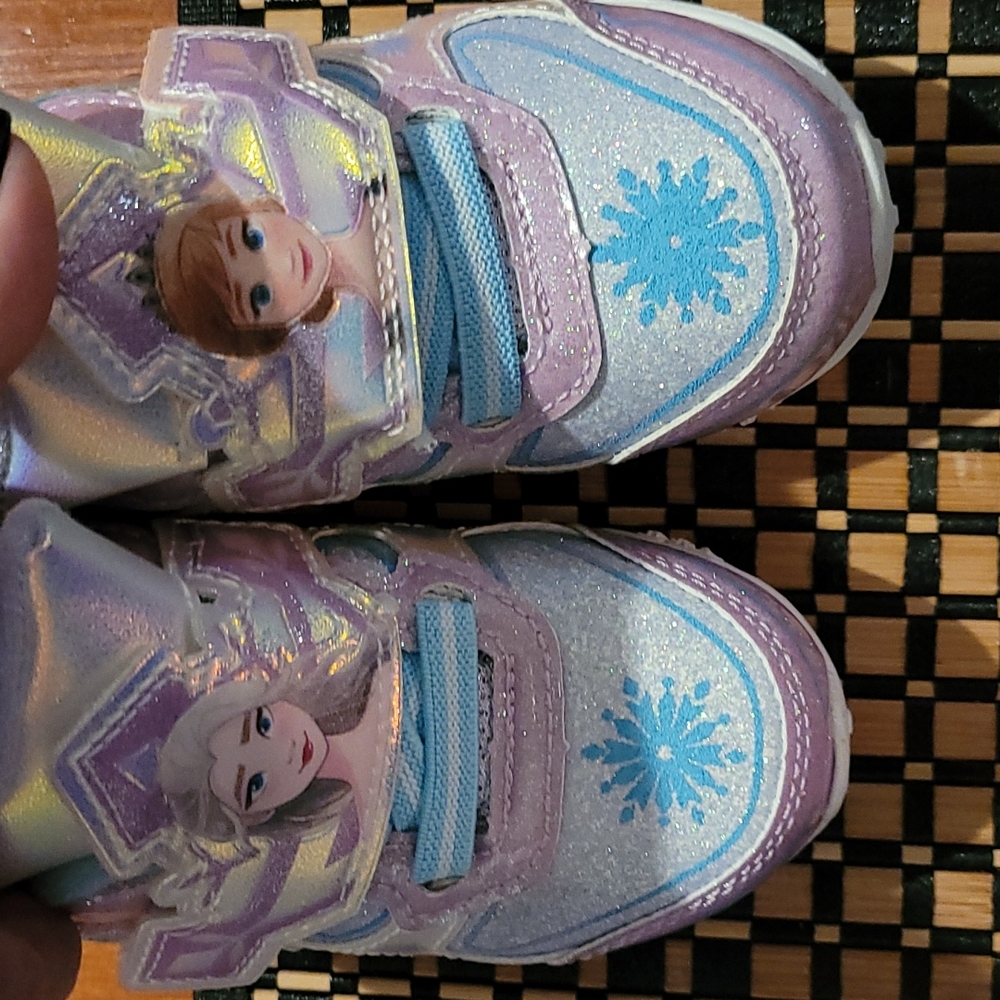 Frozen tennis shoes